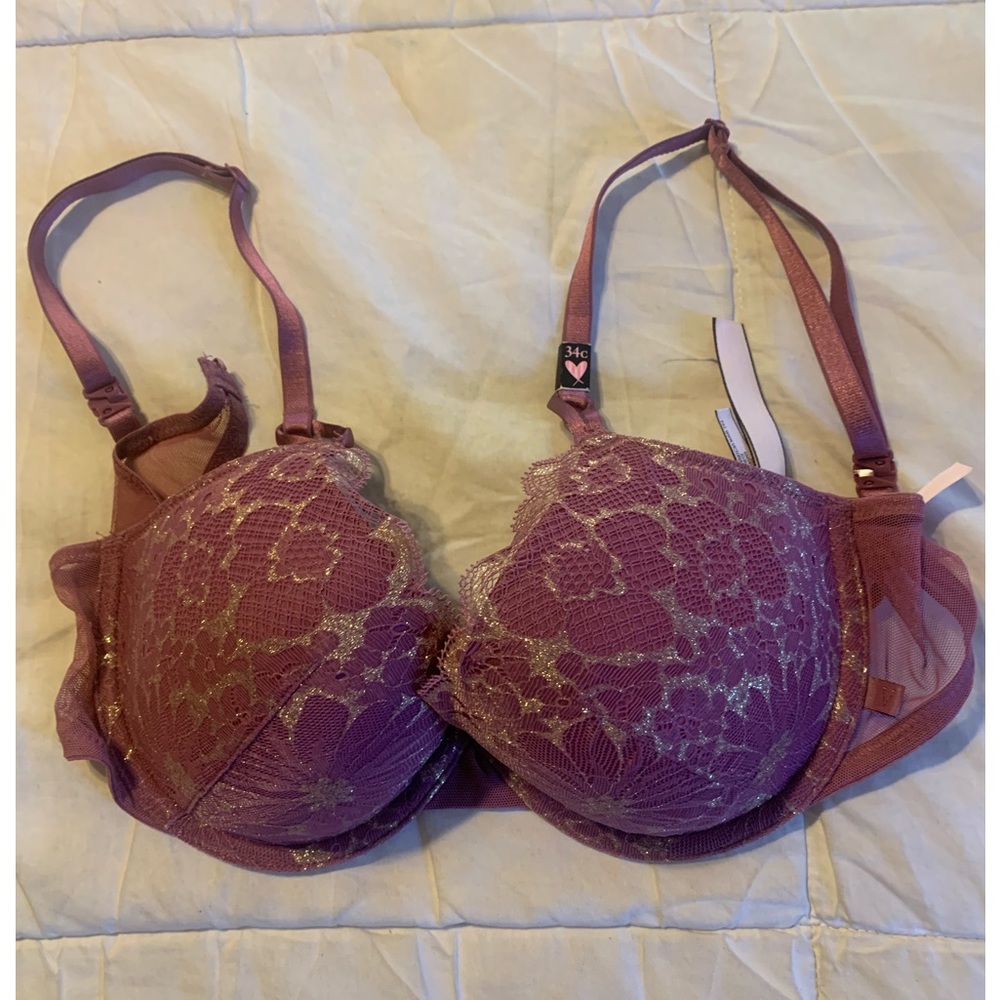 Victoria Secret Angel Bra. 34C. Lace Lightly Lined Demi Bra Very Good condition.
